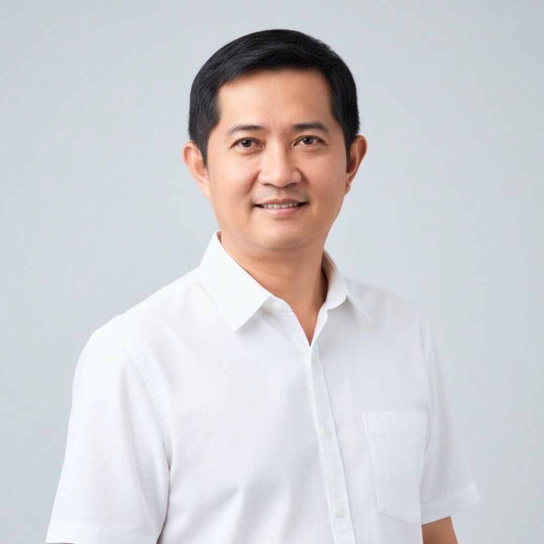 Portrait of Nara Ratnarathorn, founder of EduQuestory